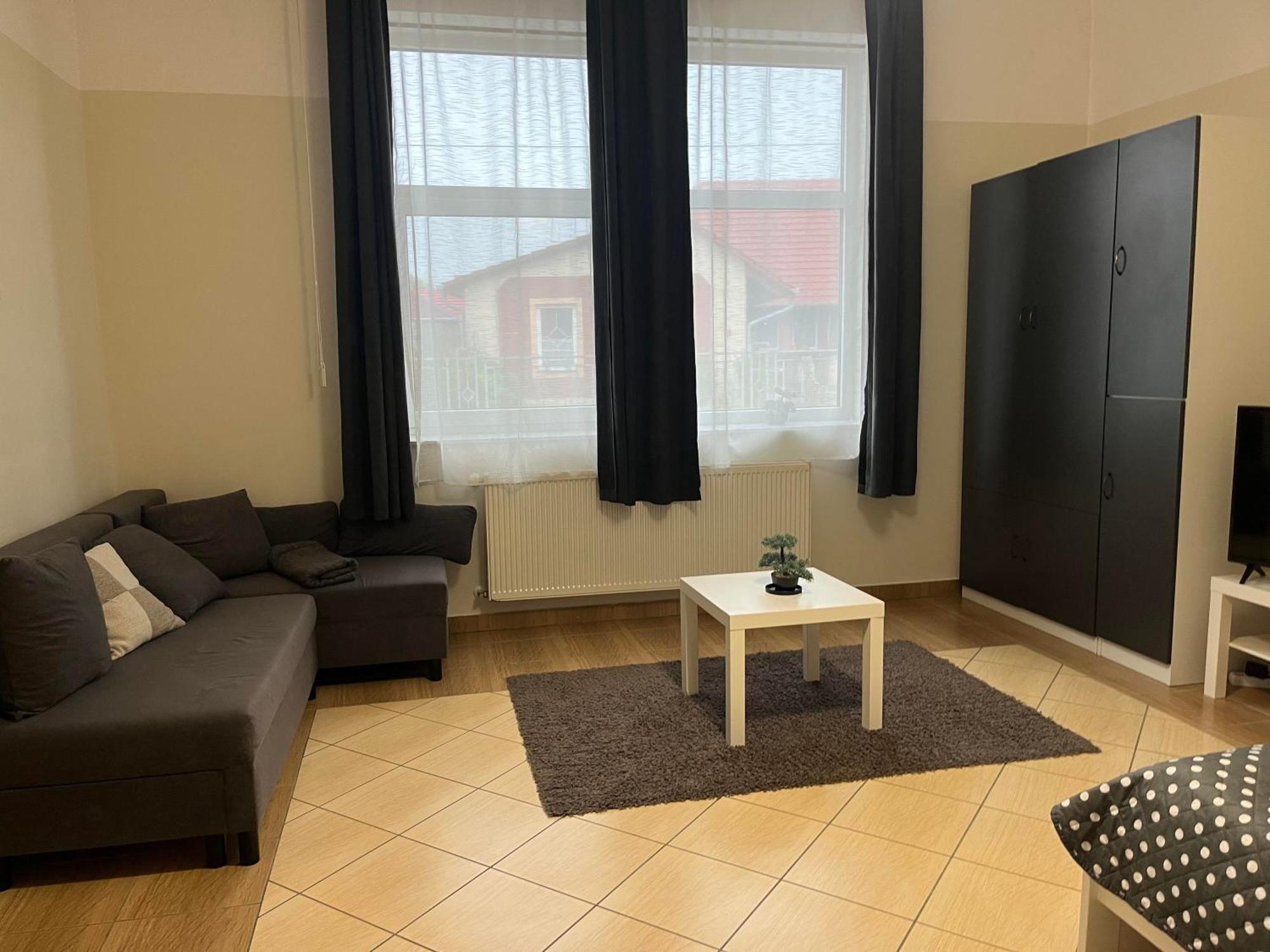 Idill Apartmanhaz B&B Тісафюред Екстер'єр фото